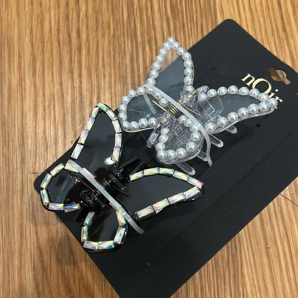 nOir fairy butterfly Pearl crystal Butterfly Hair Clips set of 2 new